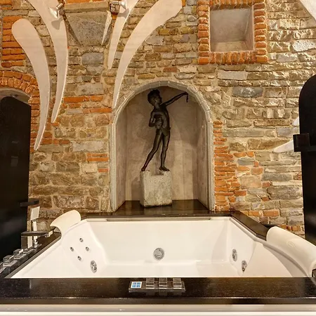 Terme 17 * פירנצה